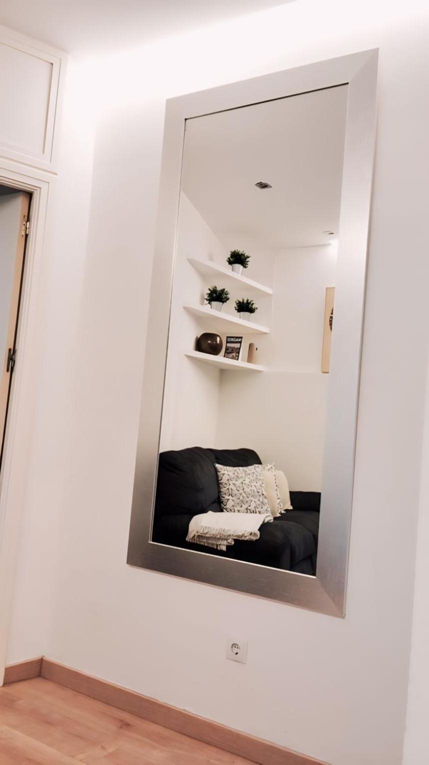 Centrico Apartamento Con Patio Madrid Esterno foto